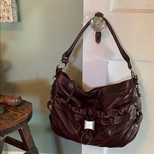 𝅺B. Makowsky Leather Hobo Bag